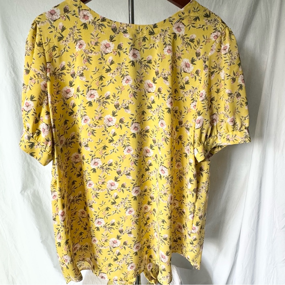LOFT floral blouse